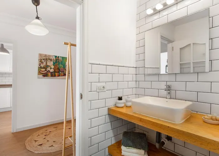 Atlantic Nomad Retreat *